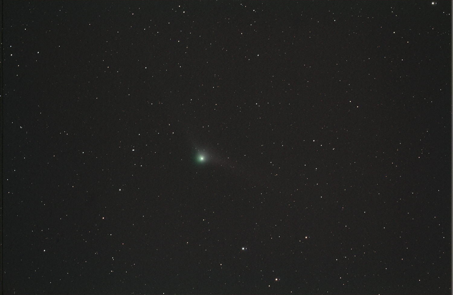 C/2013 US10 Catalina<br>
					2015/12/18<br>
					Lady MacLehose Holiday Village, Hong Kong<br>
					IRmod Canon60D Sightron LPR-N filter<br>
					110s x11 ISO 3200<br>
					Borg 71FL multiflattener1.08x DG<br>
					Kenko Skymemo-RS<br>
					unguided<br>
					uncropped